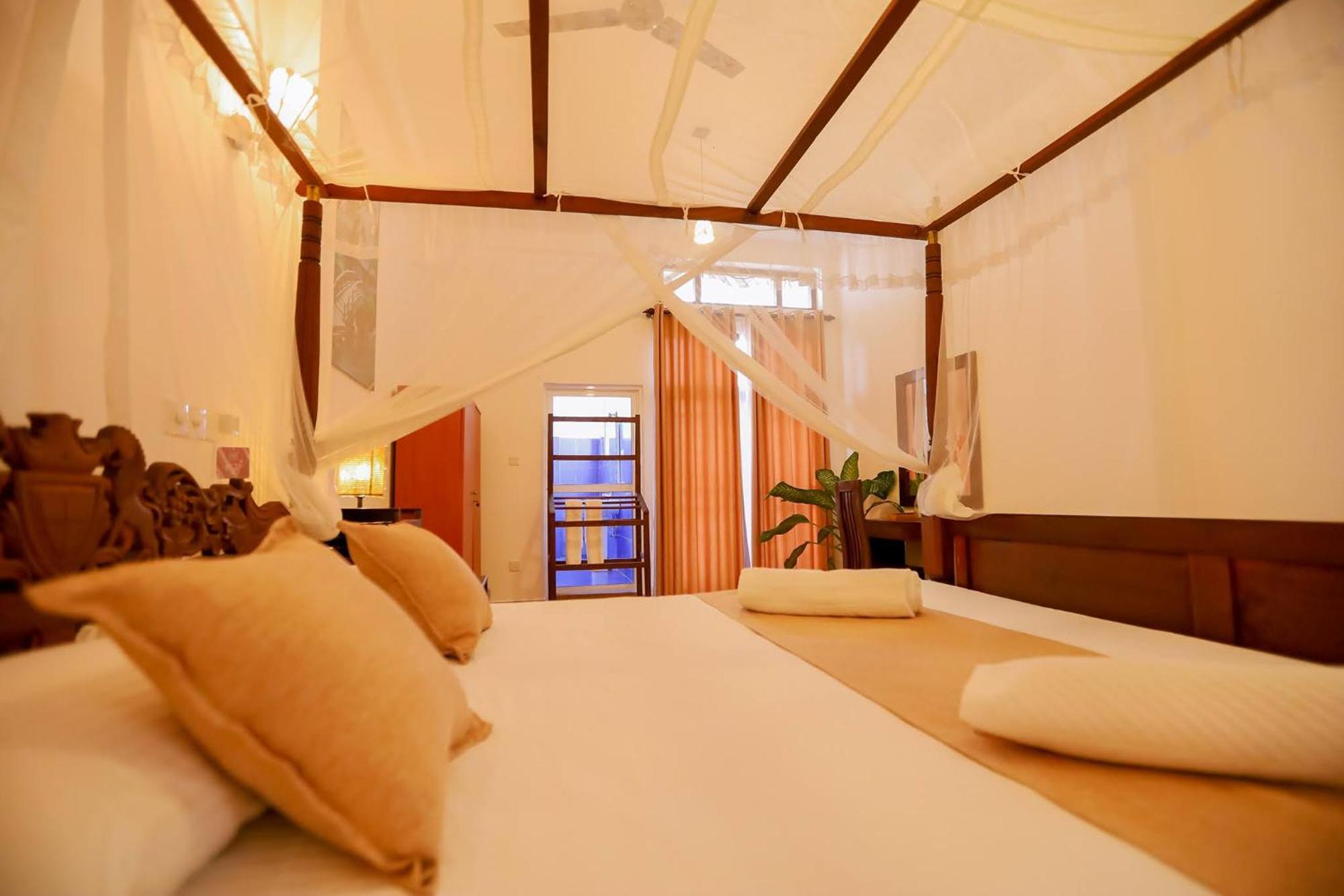 Nibbana Mirissa Hotel エクステリア 写真