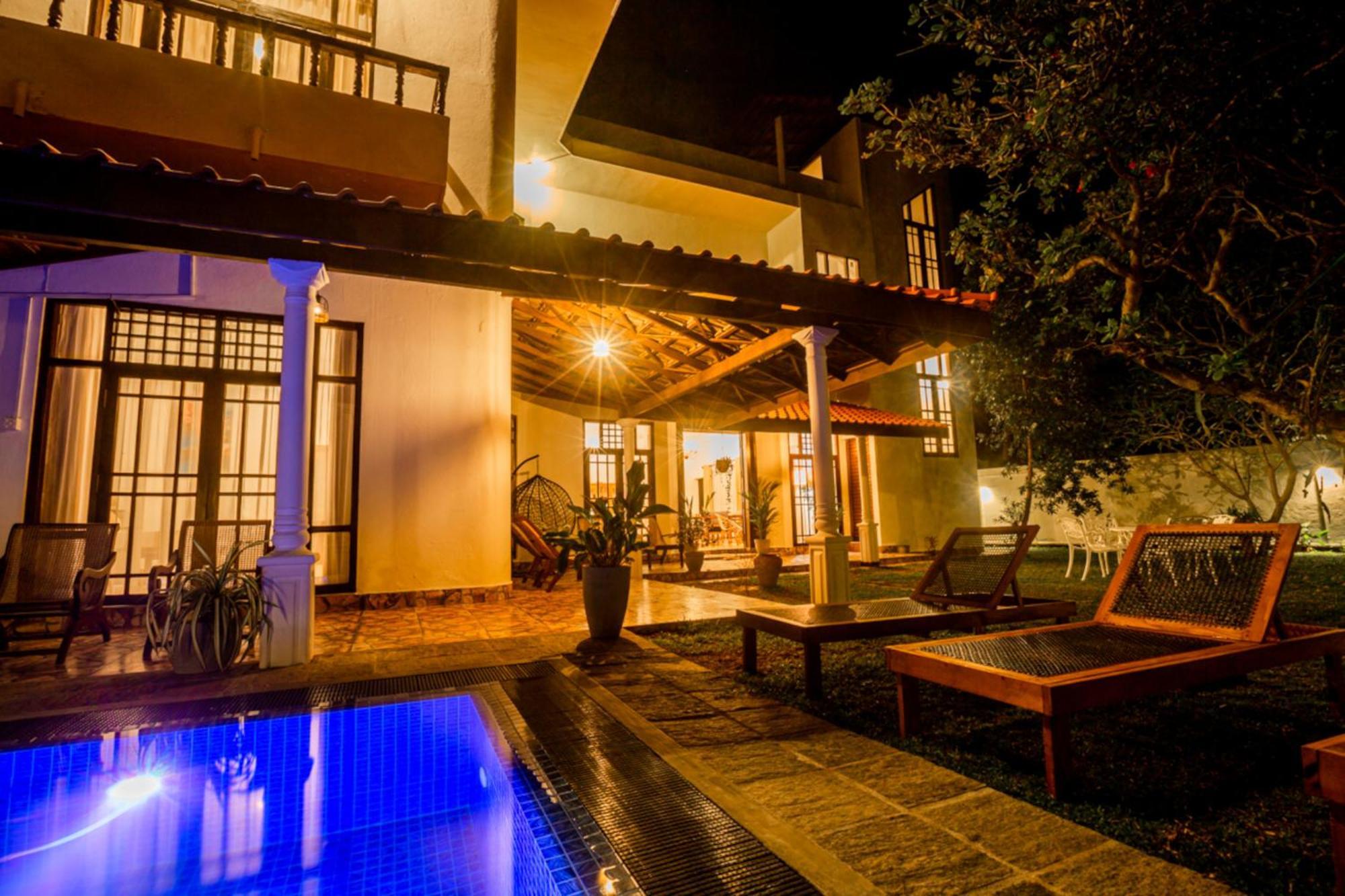 Nibbana Mirissa Hotel エクステリア 写真