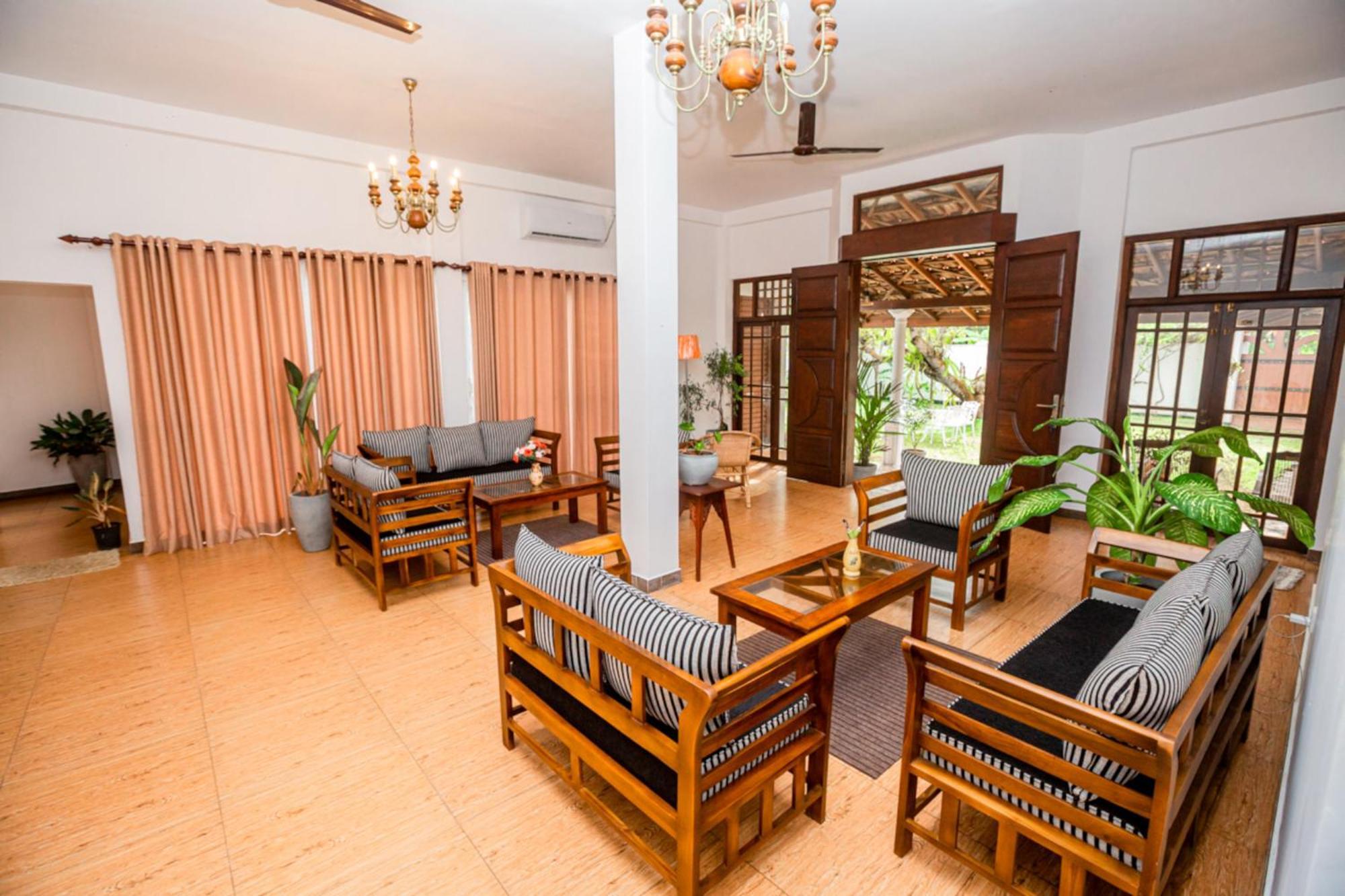 Nibbana Mirissa Hotel エクステリア 写真